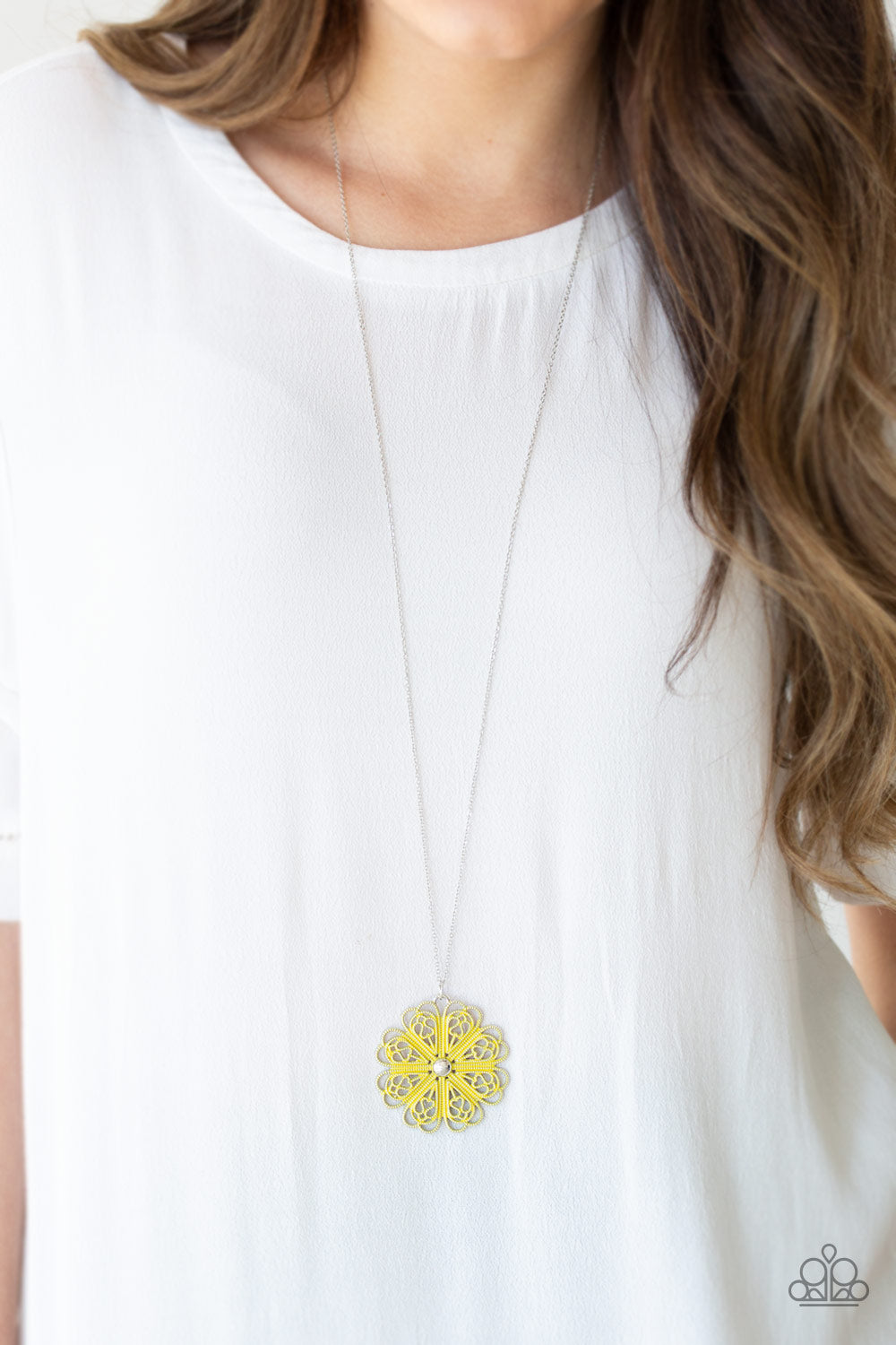 Paparazzi ♥ Spin Your PINWHEELS - Yellow ♥  Necklace