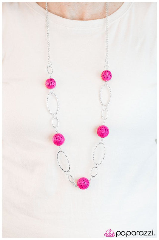 having-a-ball-pink-p2wh-pkxx-012xx