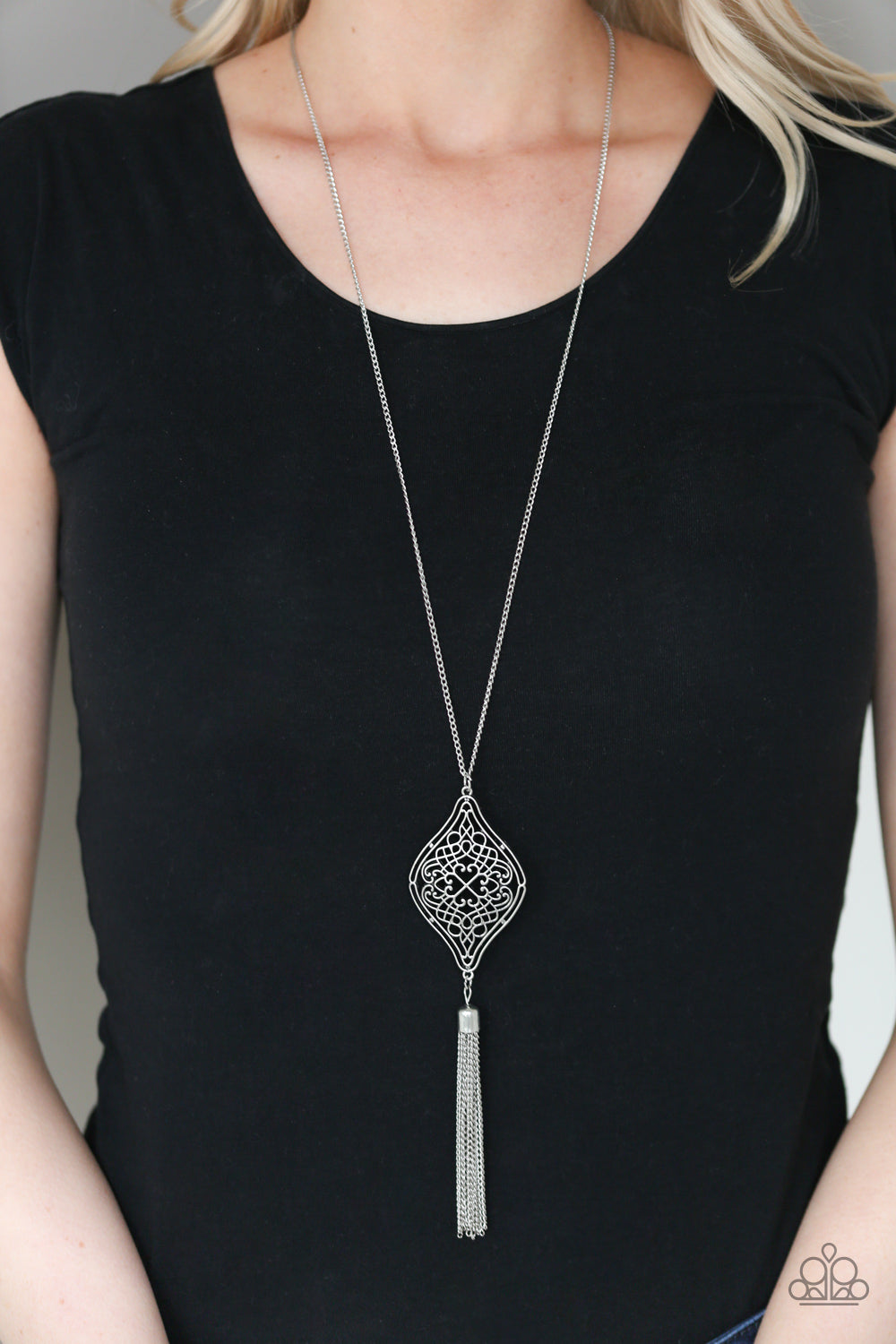 Paparazzi ♥ Totally Worth The TASSEL - Silver ♥  Necklace