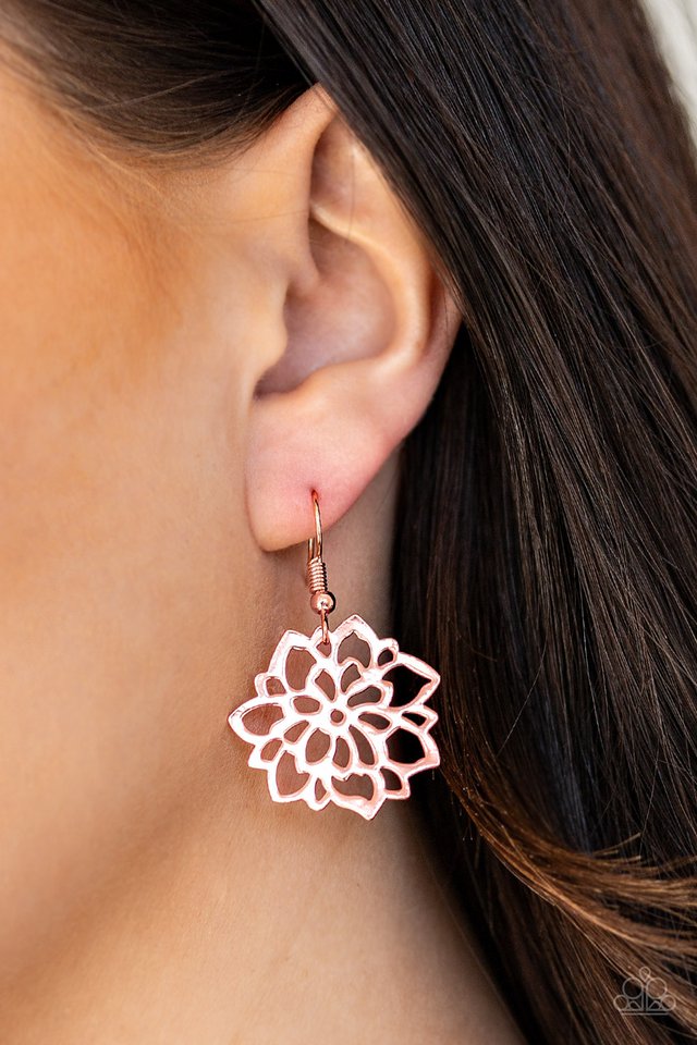 Paparazzi ♥ Darling Dahlia - Copper ♥ Earrings