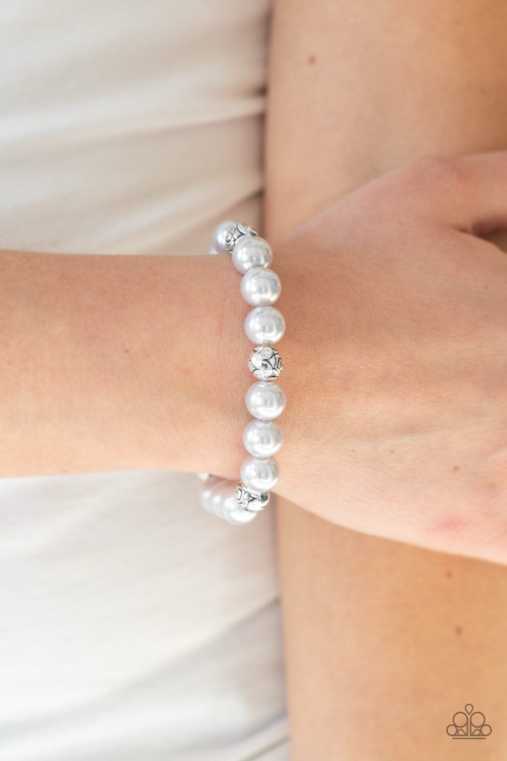 Paparazzi ♥ Rosy Radiance - Silver ♥  Bracelet