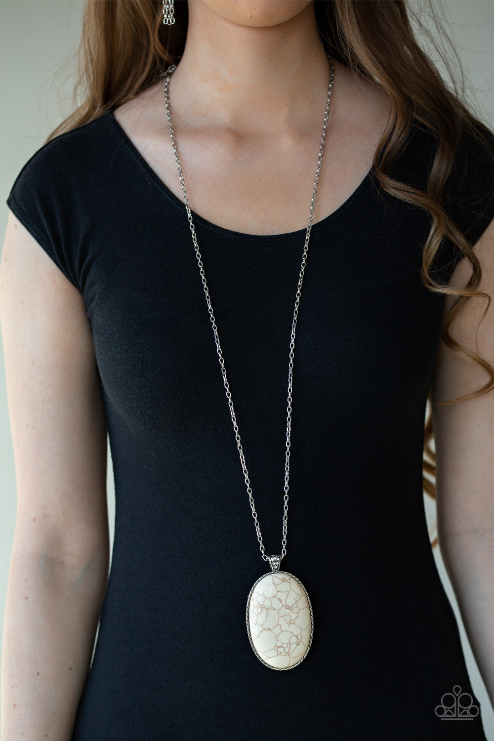 Paparazzi ♥ Stone Stampede - White ♥  Necklace