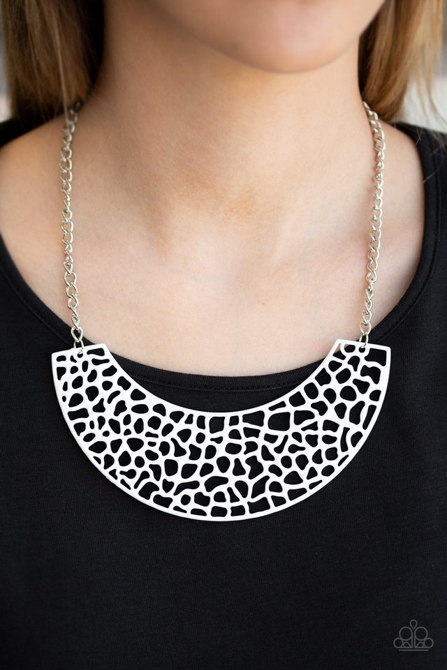 Paparazzi ♥ Powerful Prowl - White ♥ Necklace