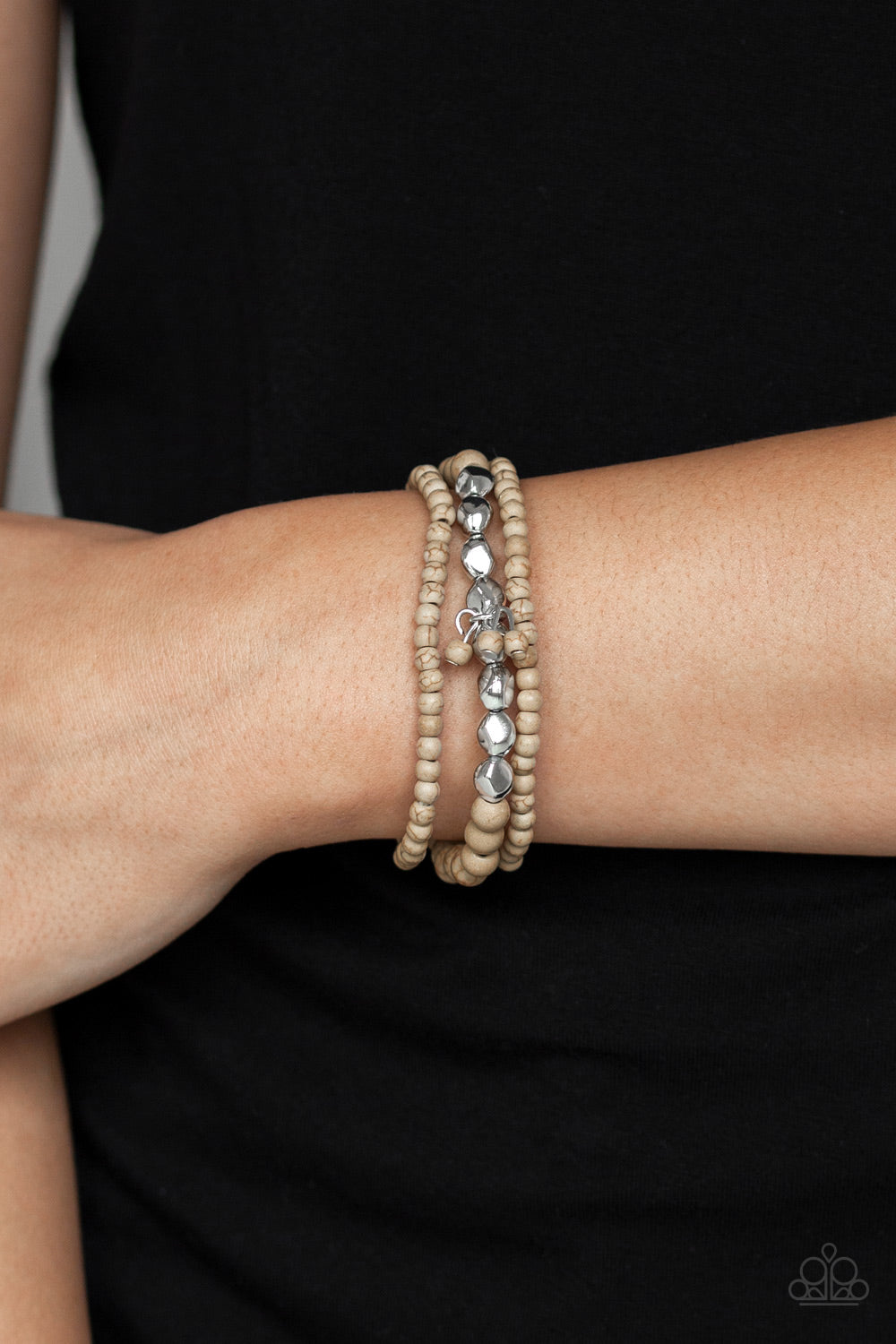 Paparazzi ♥ Tour de Tranquility - Brown ♥  Bracelet