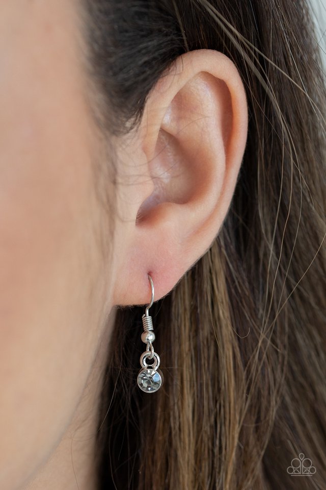 Paparazzi ♥ Diva In Diamonds - Silver ♥ Necklace