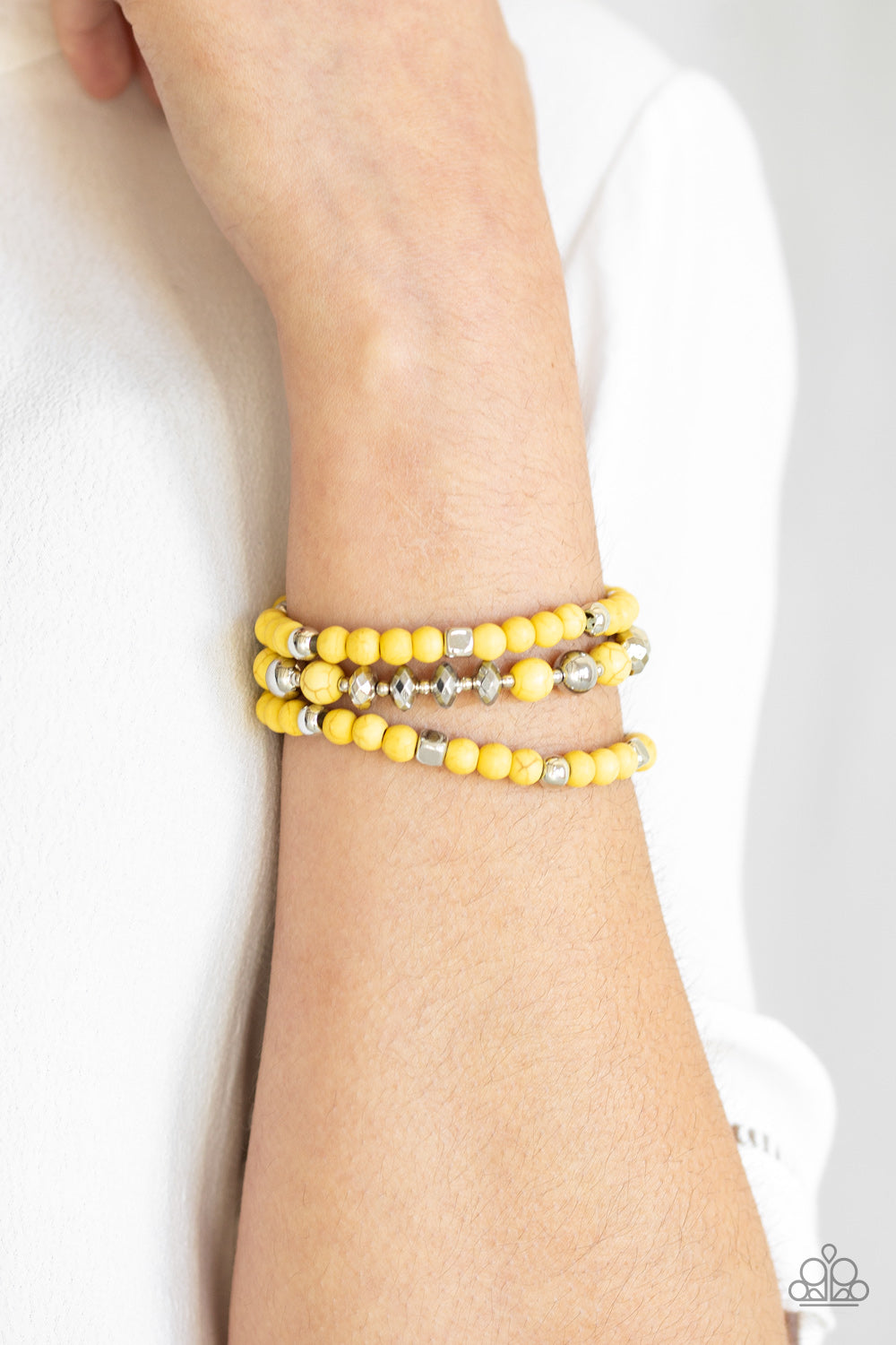 Paparazzi ♥ Mountain Artist - Yellow ♥  Bracelet