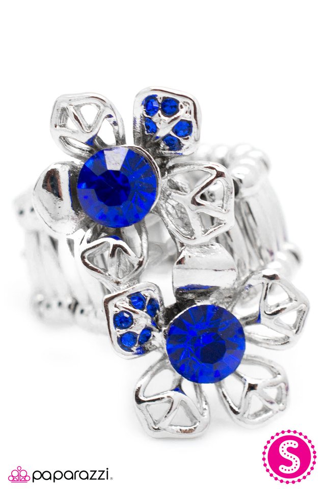 Paparazzi ♥ Double Down - Blue ♥ Ring