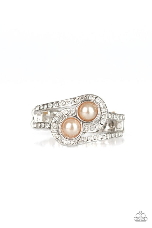 collect-up-front-brown-p4re-bnxx-126xx