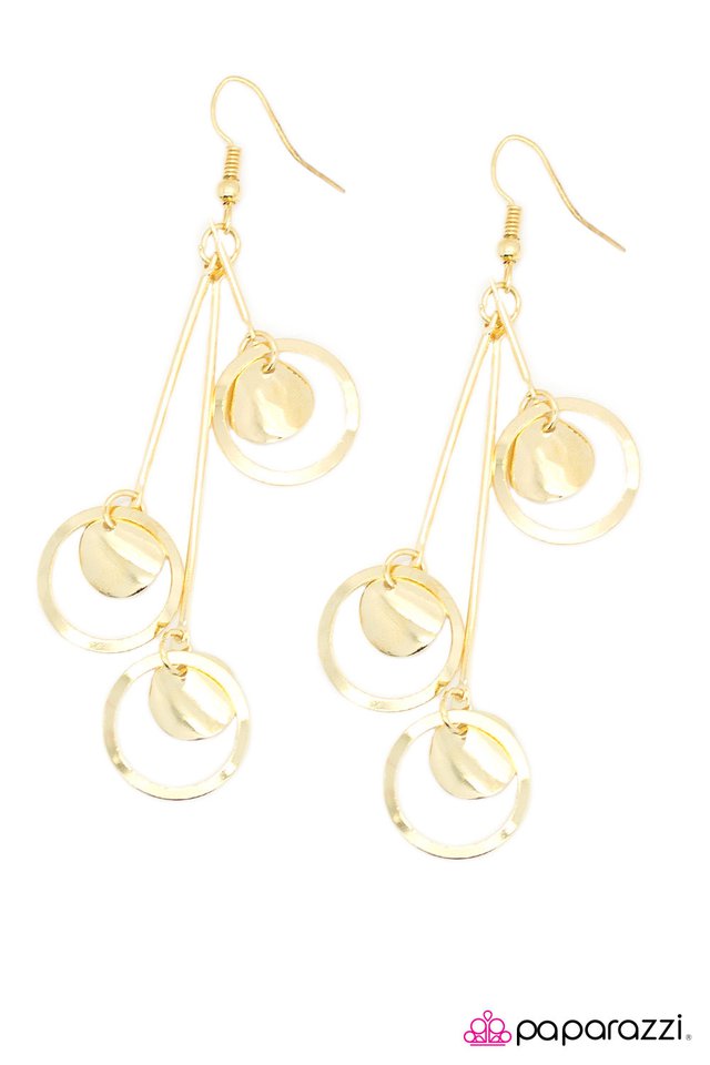 Paparazzi ♥ The Suspense Is Killing Me - Gold ♥ Earrings