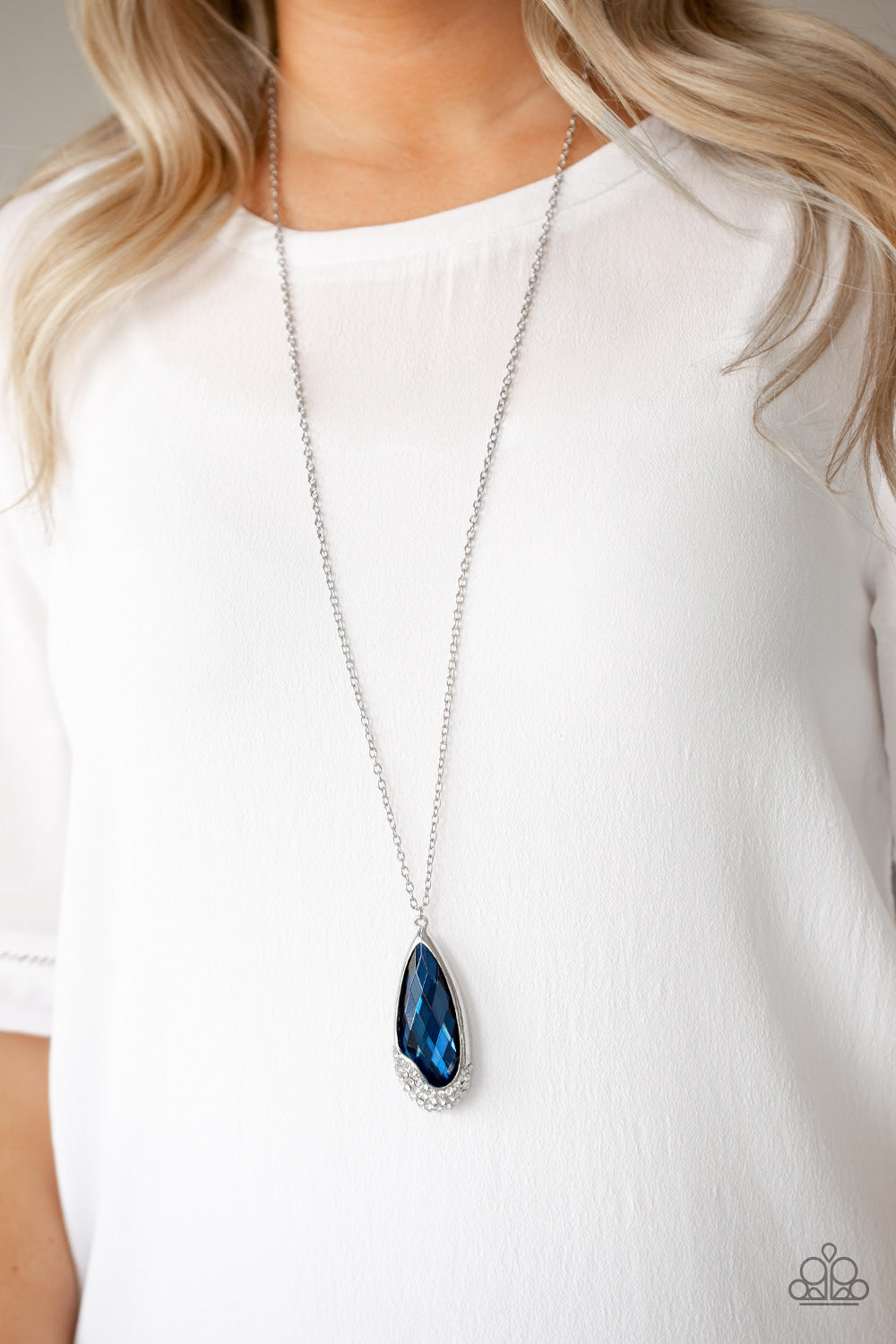 Paparazzi ♥ Spellbound - Blue ♥  Necklace