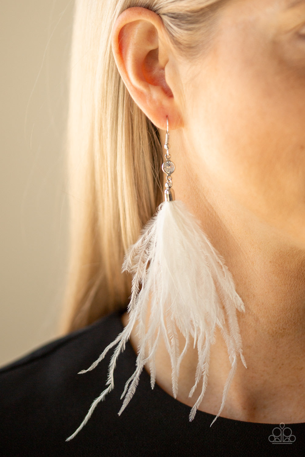 Paparazzi ♥ The SHOWGIRL Next Door - White ♥  Earrings