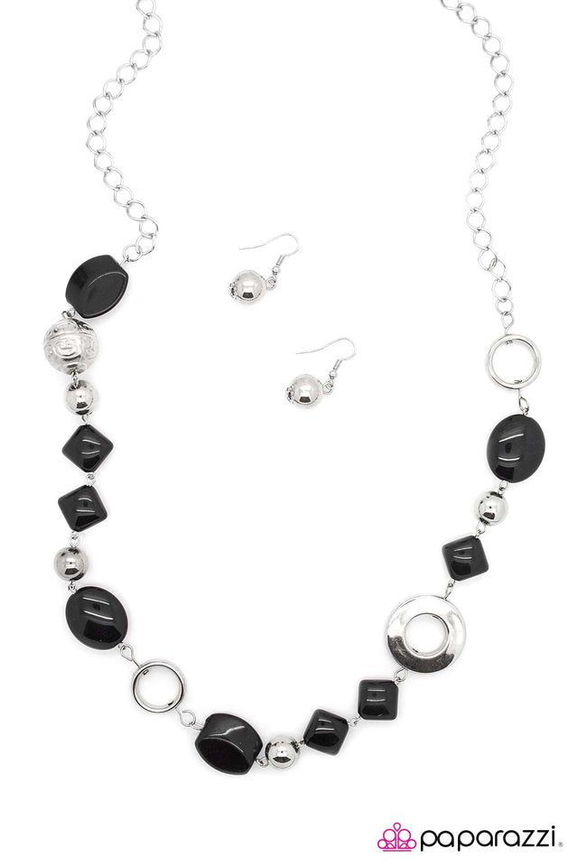 Paparazzi ♥ Oh, Baby! - Black ♥ Necklace