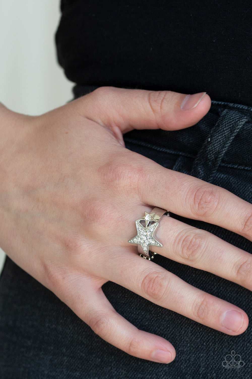 Paparazzi ♥ Star-Spangled Starlet - White ♥  Ring