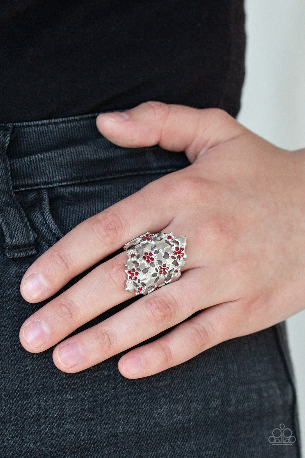 Paparazzi ♥ Star-tacular, Star-tacular - Red ♥  Ring