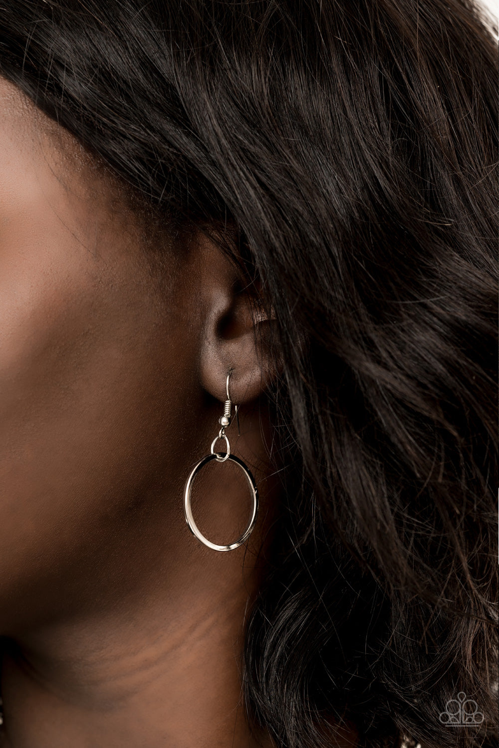 Paparazzi ♥ Natural-Born RINGLEADER - Silver ♥  Necklace