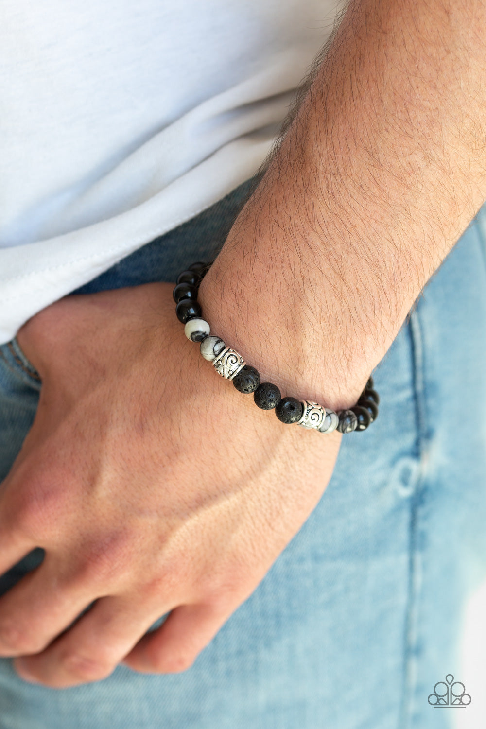 Paparazzi ♥ Proverb - Silver ♥  Bracelet