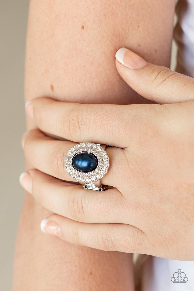 Paparazzi ♥ Sprinkle On The Shimmer - Blue ♥ Ring