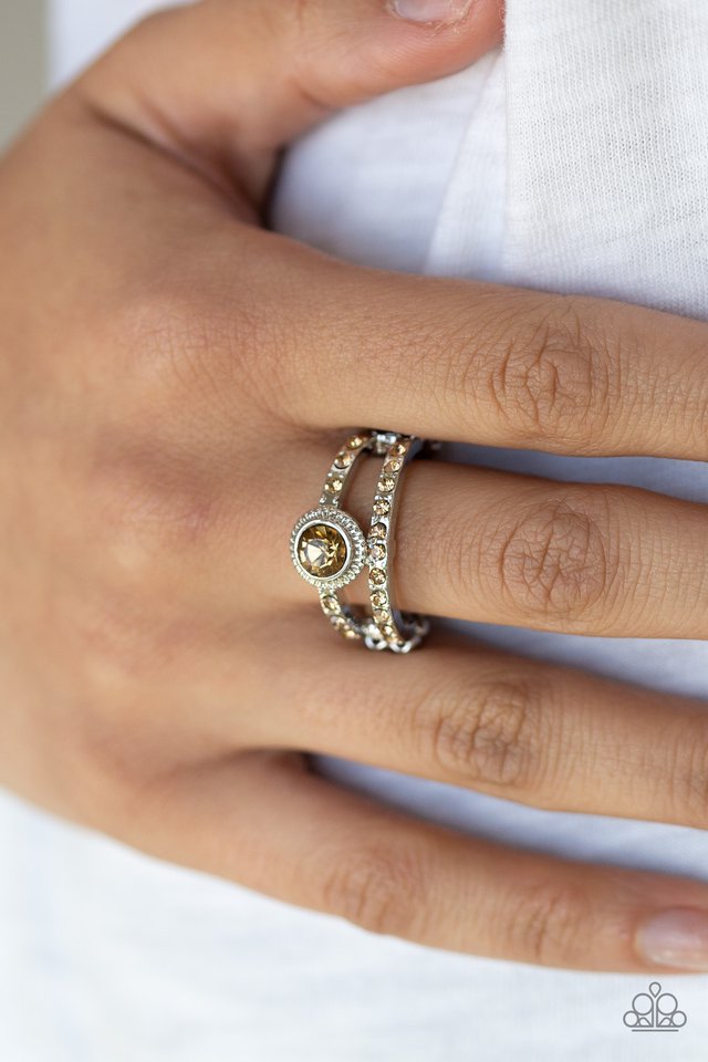 Paparazzi ♥ GLOW Me Away - Brown ♥ Ring