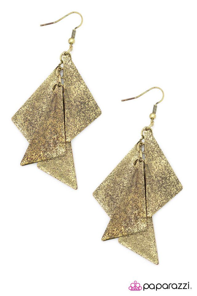 Paparazzi ♥ Take A Chance - Brass ♥ Earrings