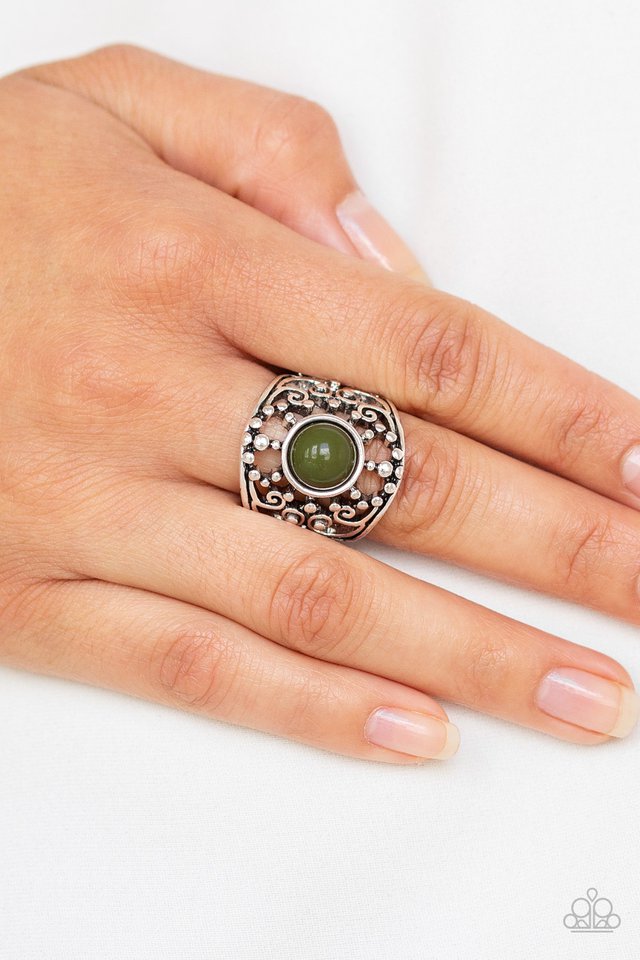 Paparazzi ♥ On An Adventure - Green ♥ Ring