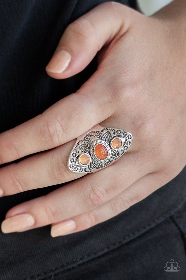 Paparazzi ♥ Malibu Mystic - Orange ♥ Ring