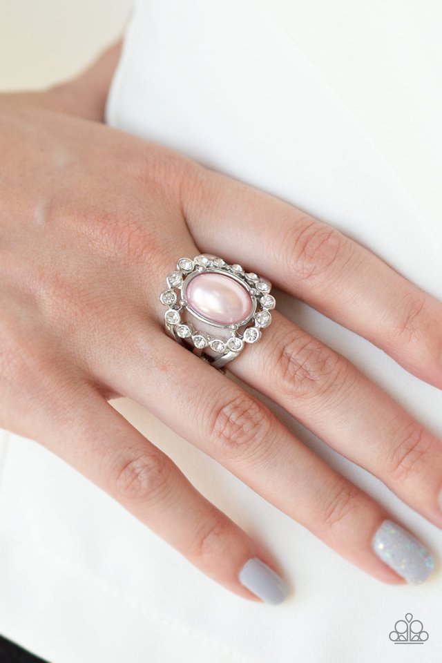 Paparazzi ♥ Sugar-Coated Splendor - Pink ♥ Ring