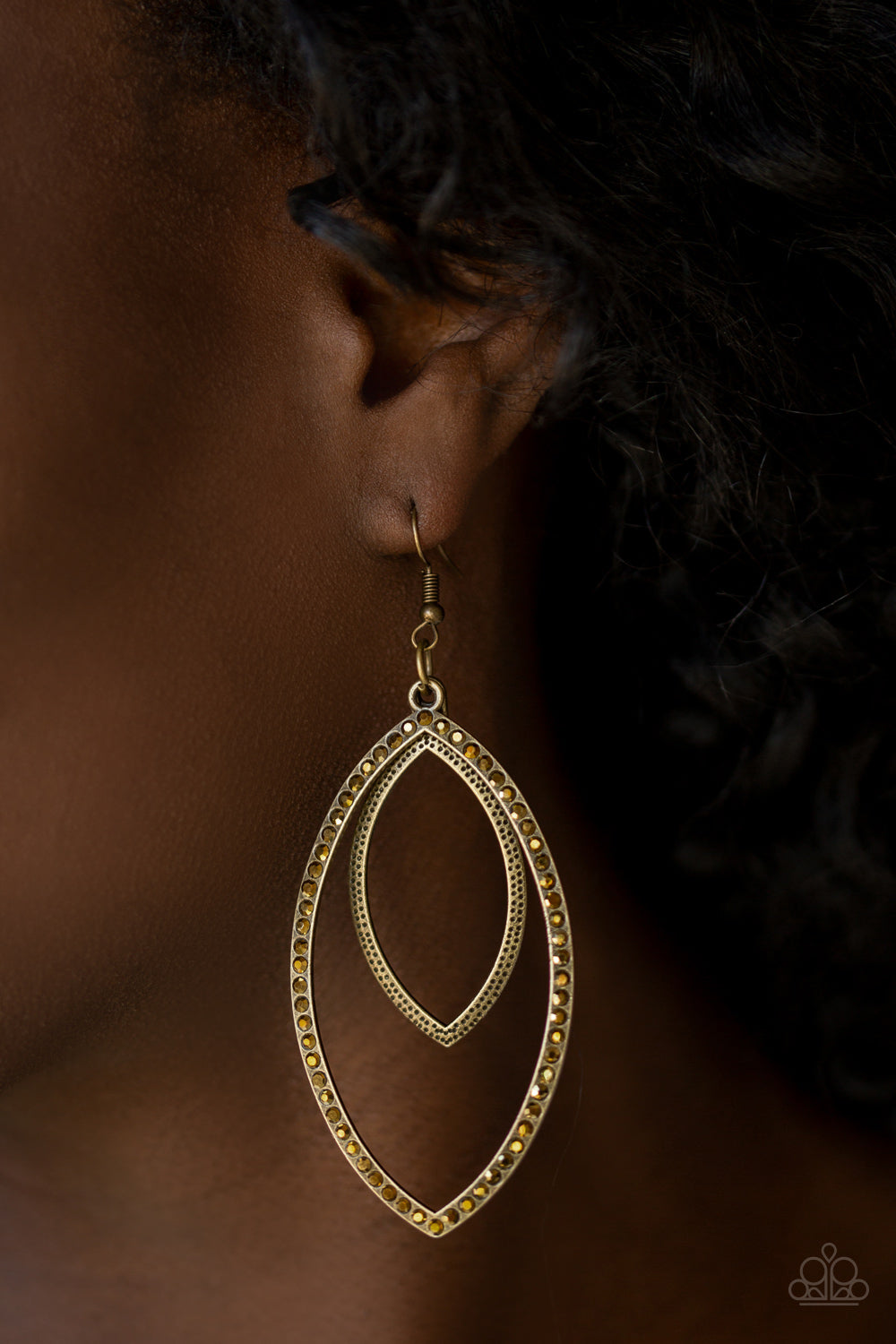 Paparazzi ♥ High Maintenance - Brass ♥  Earrings