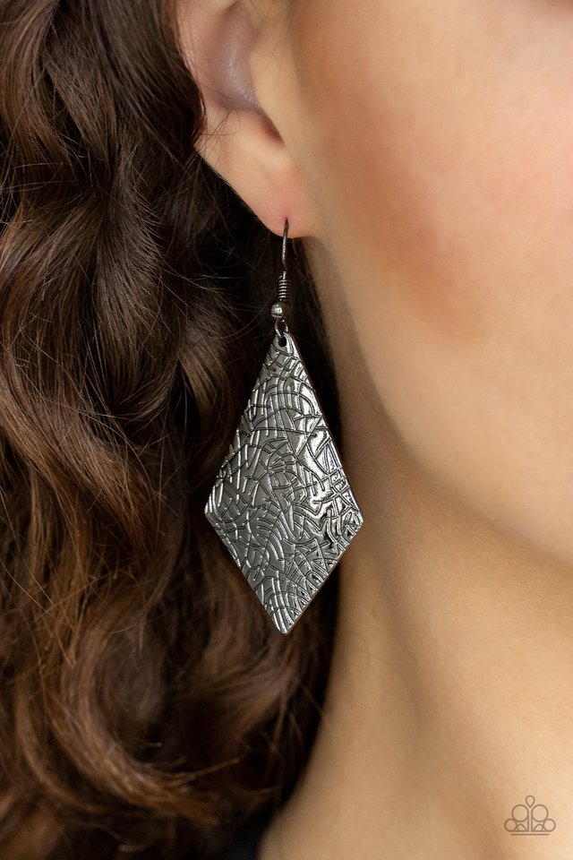 Paparazzi ♥ Texture Retreat - Black ♥ Earrings