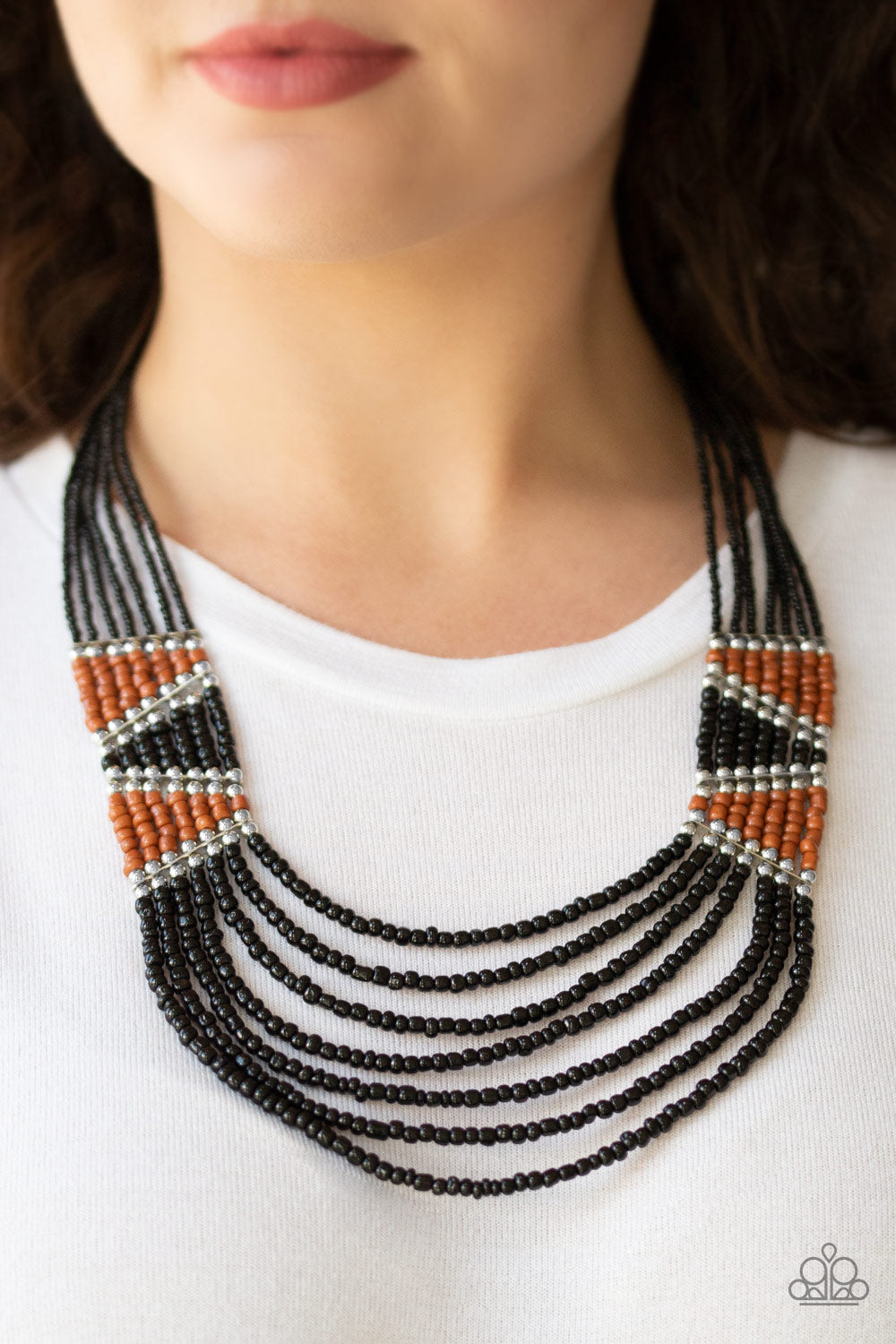 Paparazzi ♥ Kickin It Outback - Black ♥  Necklace