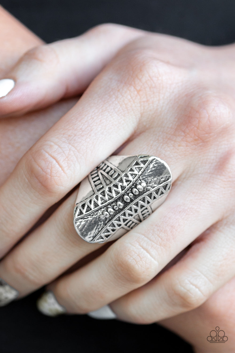Paparazzi ♥ Shields Up - Silver ♥  Ring