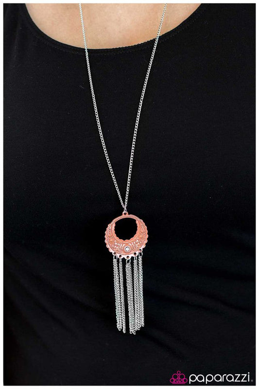 hanging-on-every-word-p2wh-ogxx-001pf