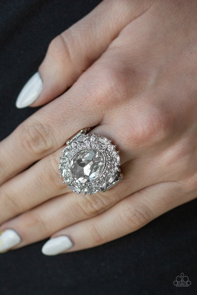 Paparazzi ♥ Show Glam - White ♥ Ring