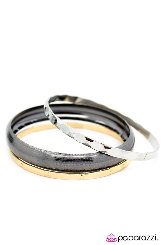 Paparazzi ♥ Should Have, Could Have, Would Have - Black ♥ Bracelet