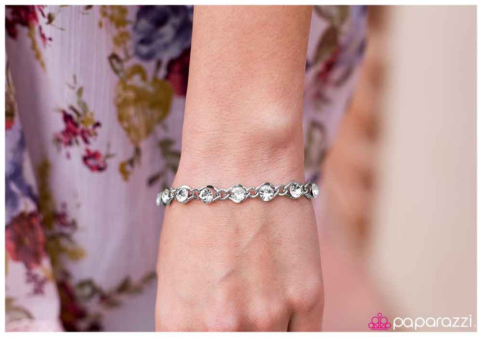 down-the-line-white-p9re-wtsv-001pl