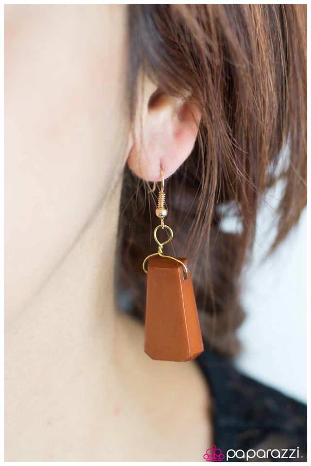 Paparazzi ♥ Youre So Vain - Brown ♥ Necklace