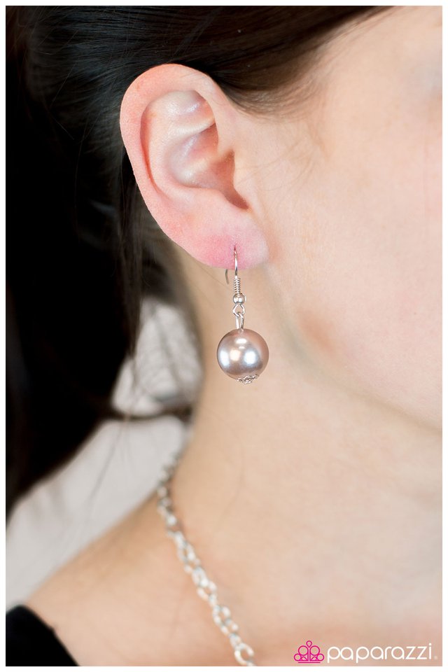 Paparazzi ♥ Opulent Outlines - Brown ♥ Necklace