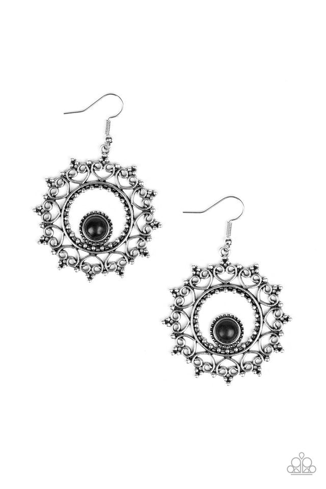 wreathed-in-whimsicality-black-p5se-bkxx-147xx