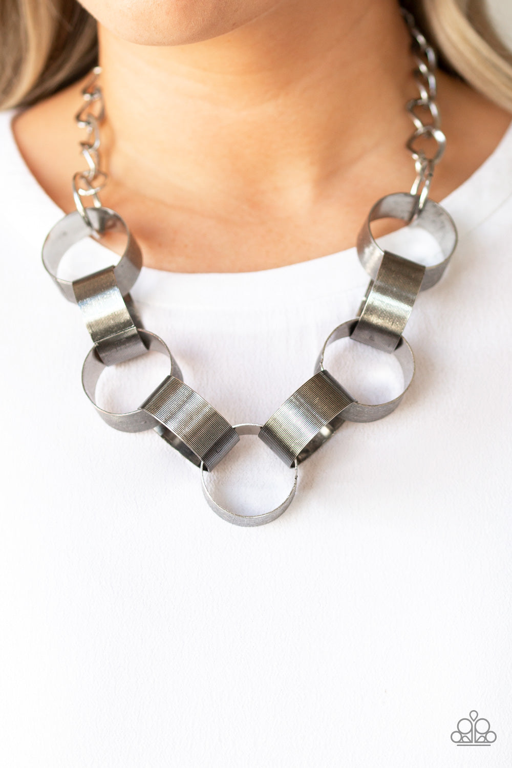Paparazzi ♥ Big Hit - Silver ♥  Necklace