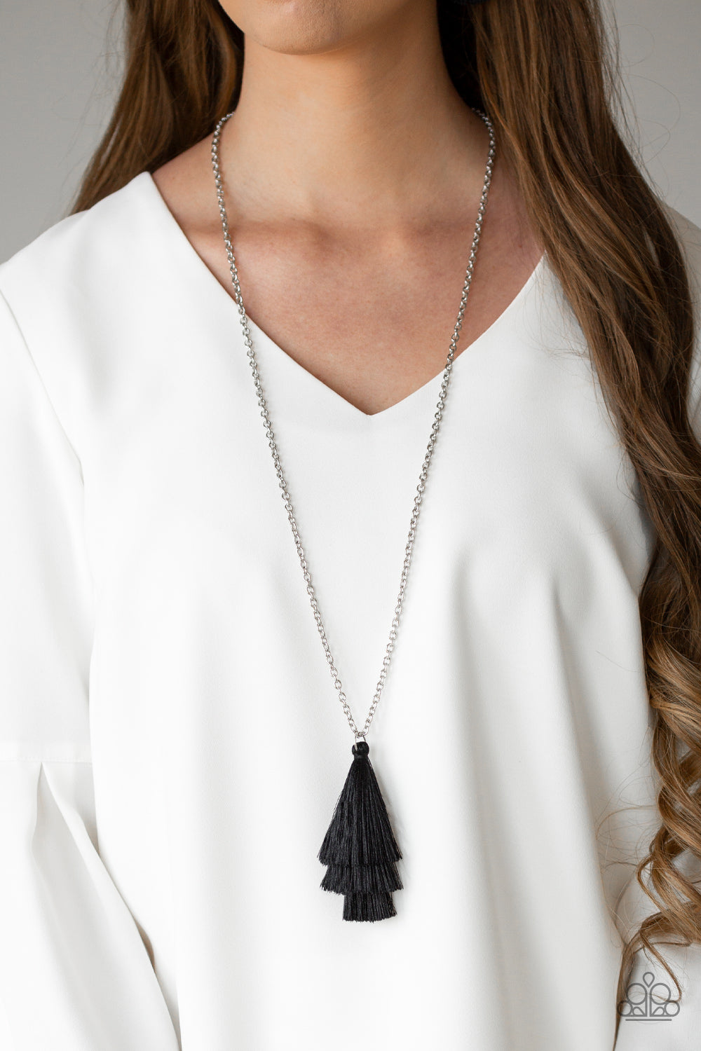 Paparazzi ♥ Triple The Tassel - Black ♥  Necklace