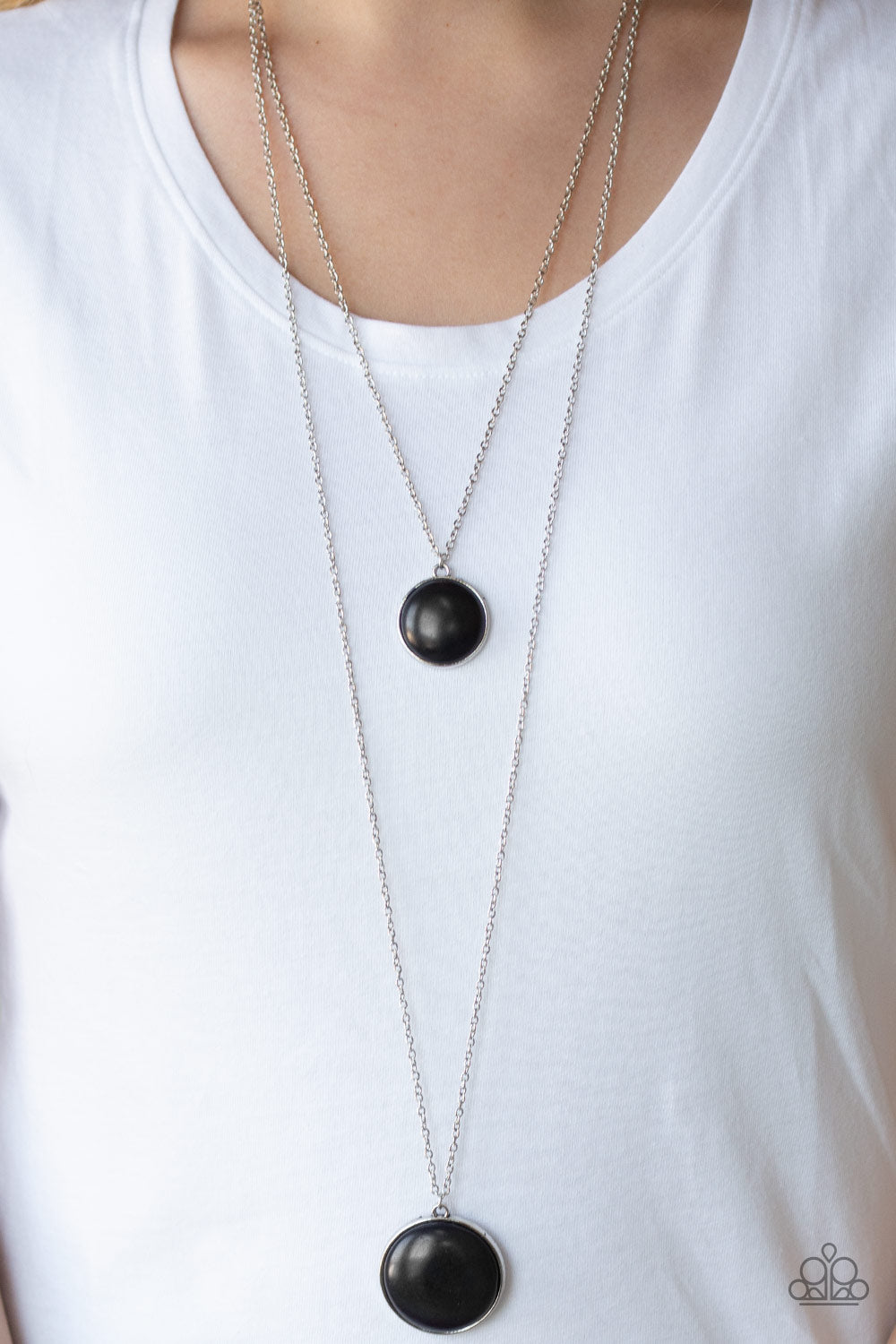 Paparazzi ♥ Desert Medallions - Black ♥  Necklace