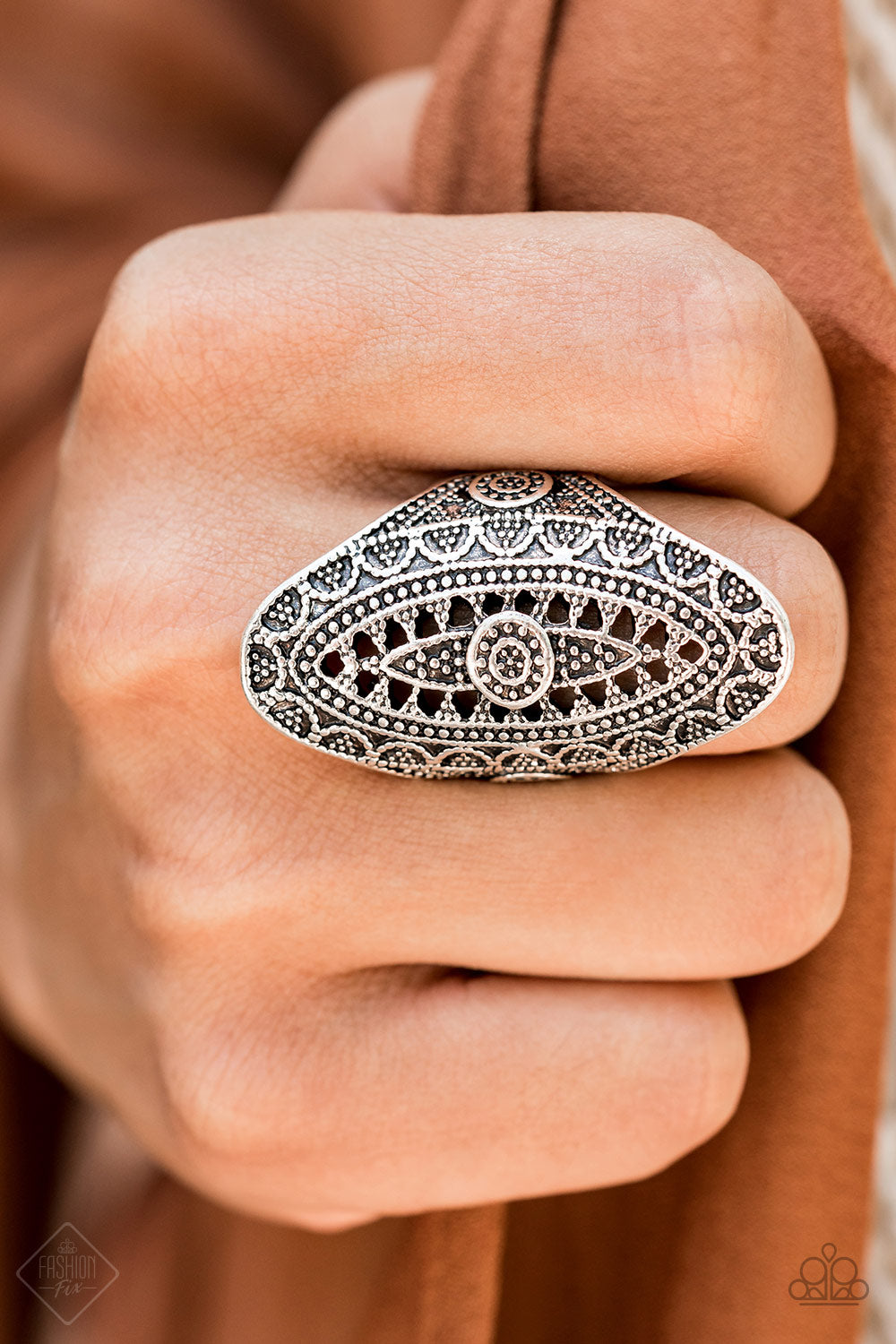 Paparazzi ♥ TRIBAL and Tribulation - Silver ♥  Ring