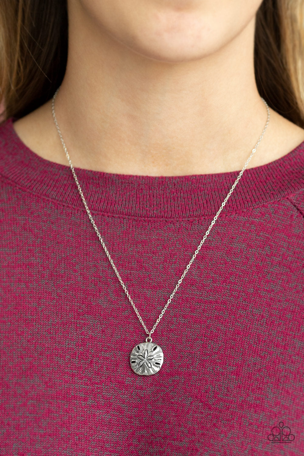 Paparazzi ♥ Sand Dollar Shores - Silver ♥  Necklace