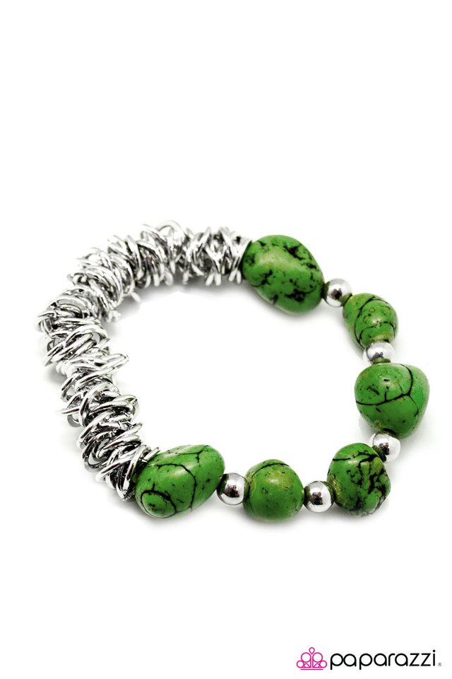 Paparazzi ♥ Not Easy Being Green - Green ♥ Bracelet