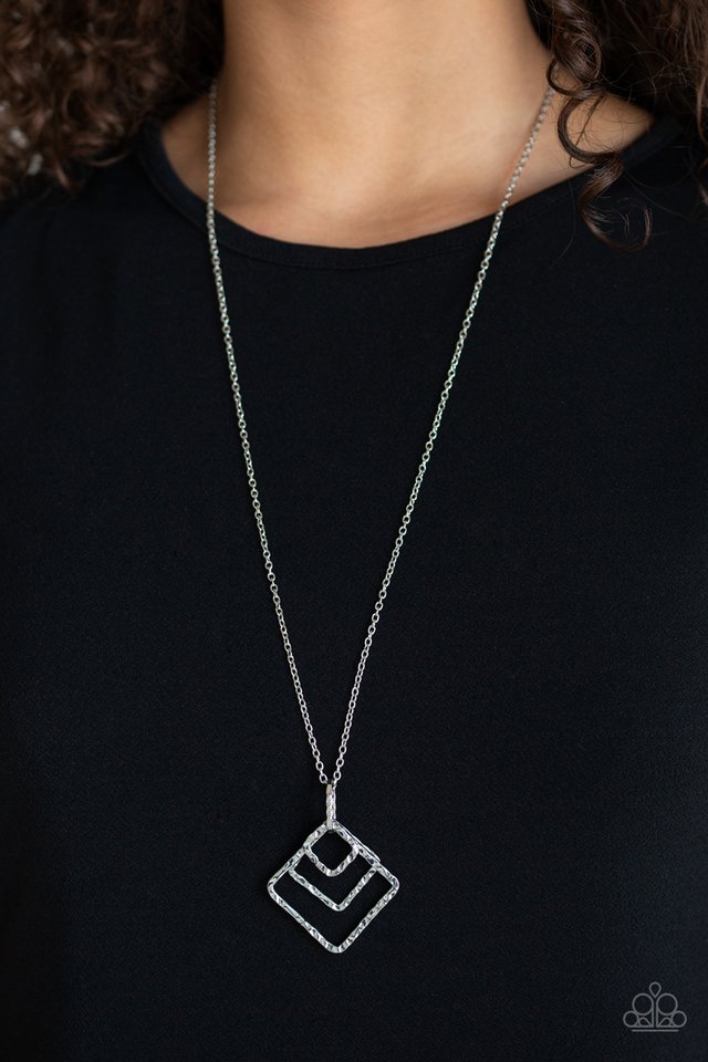 Paparazzi ♥ Square It Up - Silver ♥ Necklace