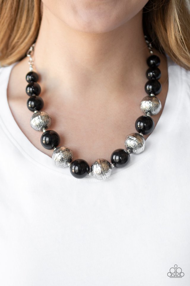 Paparazzi ♥ Floral Fusion - Black ♥ Necklace
