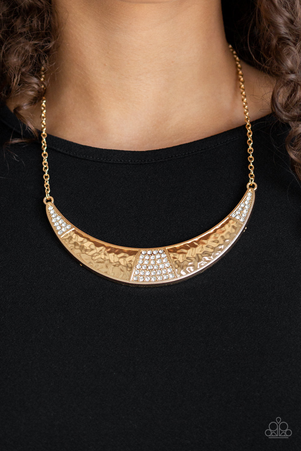 Paparazzi ♥ Stardust - Gold ♥  Necklace