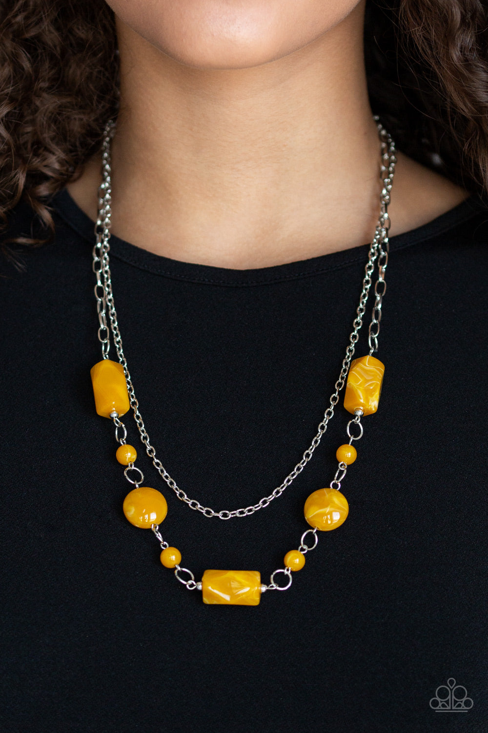 Paparazzi ♥ Colorfully Cosmopolitan - Yellow ♥  Necklace