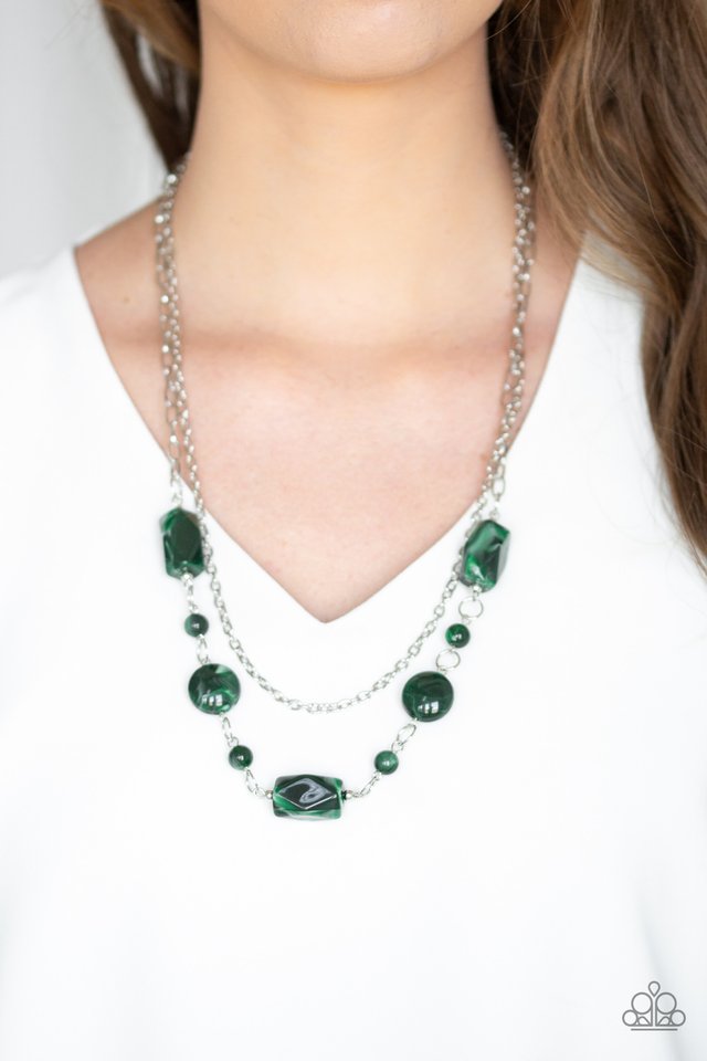 Paparazzi ♥ Colorfully Cosmopolitan - Green ♥ Necklace