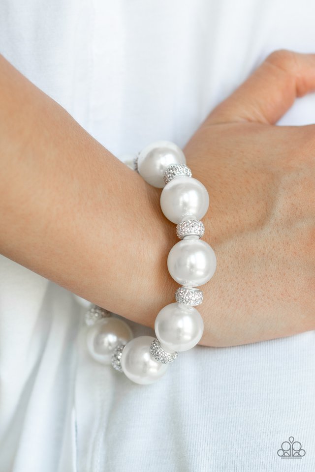 Paparazzi ♥ Extra Elegant - White ♥ Bracelet