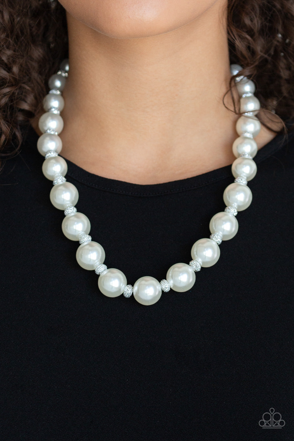 Paparazzi ♥ Uptown Heiress - White ♥  Necklace
